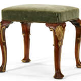 A PAIR OF ENGLISH WALNUT AND PARCEL-GILT STOOLS - photo 3