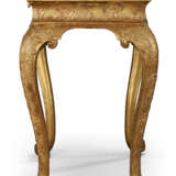 A GEORGE I GILTWOOD AND GILT-GESSO SIDE TABLE - фото 3