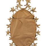 A GEORGE III GILTWOOD OVAL MIRROR - фото 3