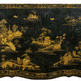 A MATCHED PAIR OF CHINESE EXPORT BLACK AND GILT LACQUER COMMODES - фото 6