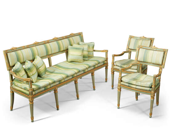 A SET OF ITALIAN PARCEL-GILT AND BLUE-PAINTED SEAT FURNITURE - photo 1