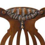 AN IRISH GEORGE II WALNUT ARMCHAIR - photo 7