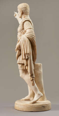 AN ITALIAN ALABASTER FIGURE OF THE AUGUSTUS OF PRIMA PORTA - photo 6