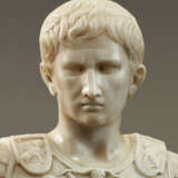 AN ITALIAN ALABASTER FIGURE OF THE AUGUSTUS OF PRIMA PORTA - photo 9