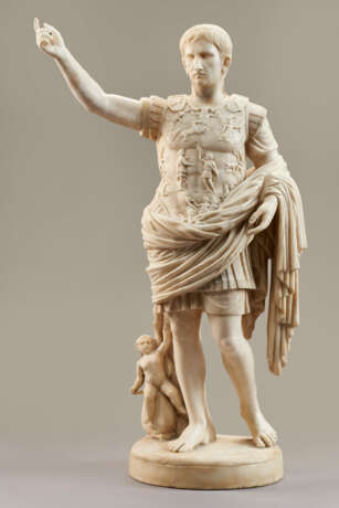 AN ITALIAN ALABASTER FIGURE OF THE AUGUSTUS OF PRIMA PORTA - photo 11