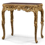 AN EARLY LOUIS XV GILTWOOD CENTER TABLE - Foto 1