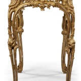 AN EARLY LOUIS XV GILTWOOD CENTER TABLE - Foto 3