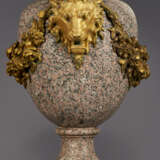 A LARGE PAIR OF FRENCH ORMOLU-MOUNTED GRANITE URNS ON ASSOCIATED PEDESTALS - photo 4