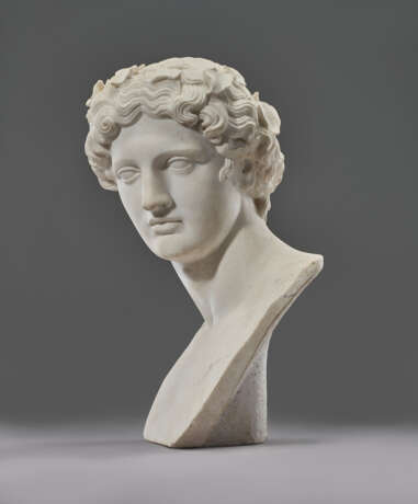 AN ITALIAN WHITE MARBLE BUST OF ANTINOUS AS DIONYSUS - photo 4