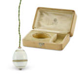 A GEM-SET, GUILLOCHÉ AND CHAMPLEVÉ ENAMEL GOLD-MOUNTED SILVER BELL-PUSH - фото 4