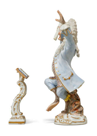 THIRTY-TWO MEISSEN PORCELAIN MONKEY BAND FIGURES - фото 3