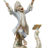 THIRTY-TWO MEISSEN PORCELAIN MONKEY BAND FIGURES - фото 7