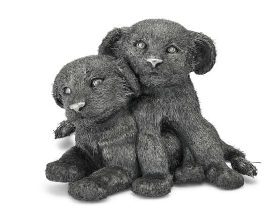 AN ITALIAN SILVER FIGURE OF TWO LION CUBS - photo 1