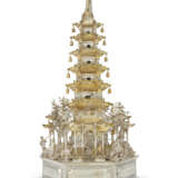 A CHINESE EXPORT PARCEL-GILT SILVER PRESENTATION MODEL OF A PAGODA - photo 2