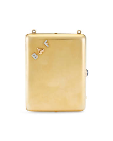 A JEWELED GOLD COMPACT - фото 4