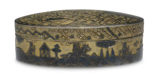 A PARCEL-GILT SILVER AND NIELLO CARTOGRAPHIC BOX - photo 4