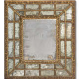 A SPANISH GILTWOOD MIRROR - photo 1