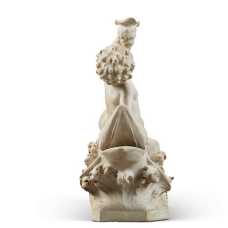 A CARVED WHITE MARBLE FIGURALFOUNTAIN HEAD - photo 3