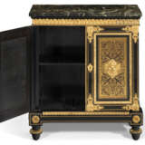 A RESTAURATION ORMOLU-MOUNTED EBONY, TORTOISESHELL AND BRASS-INLAID BOULLE MARQUETRY MEUBLE D’APPUI - photo 6