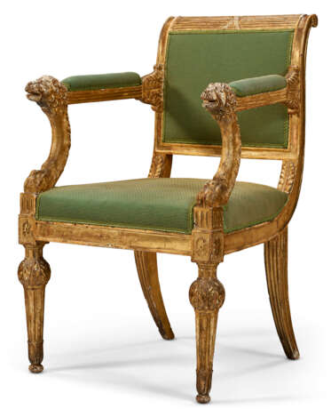 A PAIR OF ITALIAN CARVED GILTWOOD ARMCHAIRS - фото 2