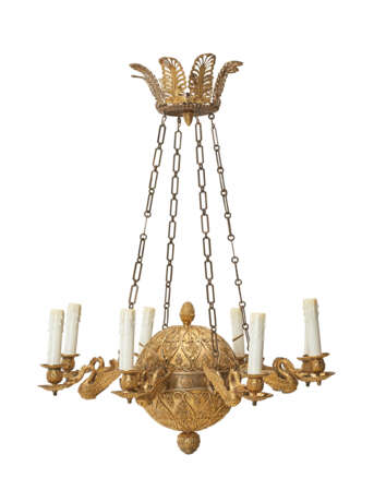 A RUSSIAN ORMOLU EIGHT-LIGHT CHANDELIER - фото 1