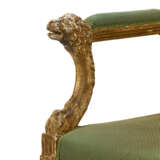 A PAIR OF ITALIAN CARVED GILTWOOD ARMCHAIRS - фото 7