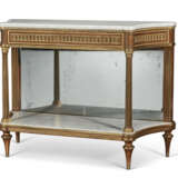 A FRENCH ORMOLU-MOUNTED MAHOGANY CONSOLE DESSERTE - Foto 2