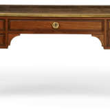 A LOUIS XVI ORMOLU-MOUNTED MAHOGANY BUREAU PLAT - photo 4