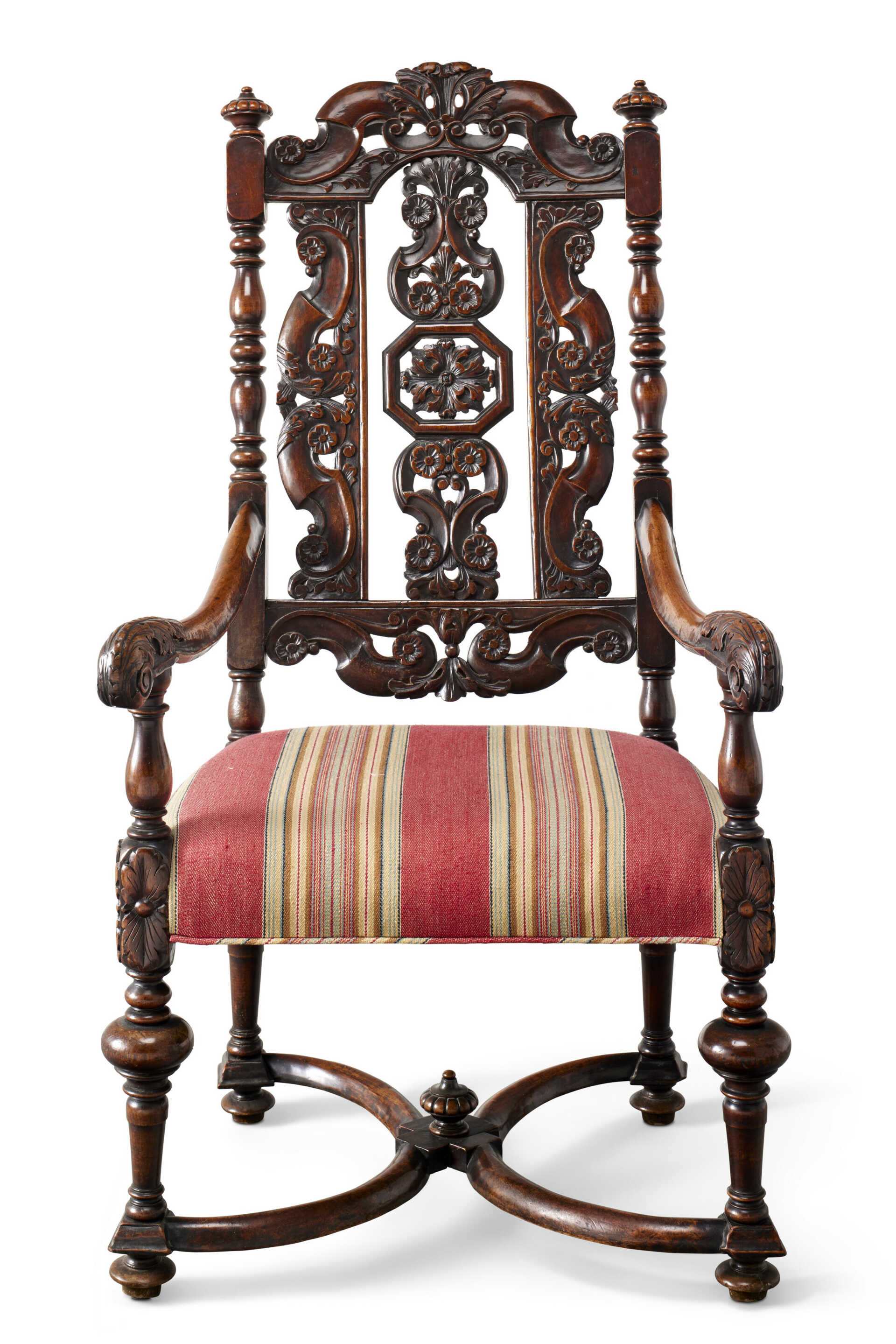 FAUTEUIL DE STYLE BAROQUE