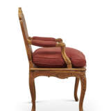 FAUTEUIL D'ÉPOQUE LOUIS XV - photo 3