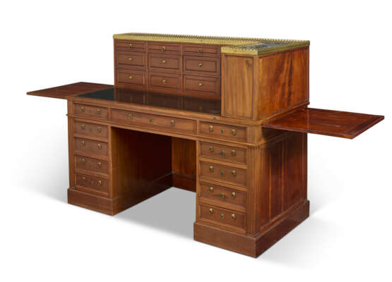 BUREAU CARTONNIER D'ANGLE DE LA FIN DE L'ÉPOQUE LOUIS XVI - Foto 4