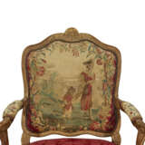 PAIRE DE FAUTEUILS À LA REINE D'ÉPOQUE LOUIS XV - Foto 6