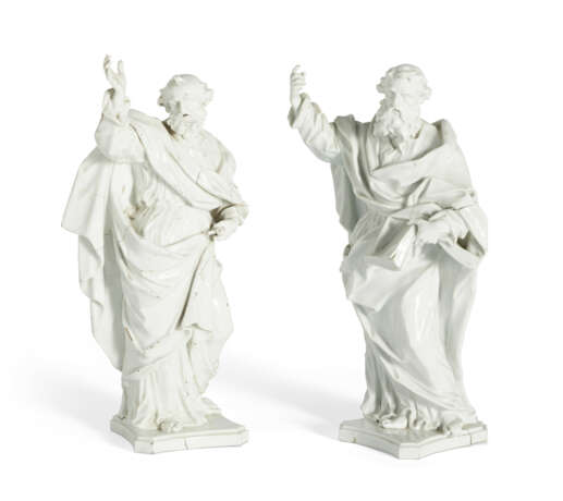 DEUX FIGURES D’APÔTRES EN PORCELAINE ÉMAILLÉE BLANCHE DANS LE STYLE DE MEISSEN, PROBABLEMENT DU XIXE SIECLE - photo 1