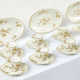 PARTIE DE SERVICE DE TABLE EN PORCELAINE DE LIMOGES (BERNARDAUD & CO) - photo 3