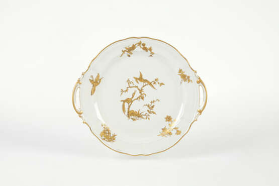 PARTIE DE SERVICE DE TABLE EN PORCELAINE DE LIMOGES (BERNARDAUD & CO) - photo 7