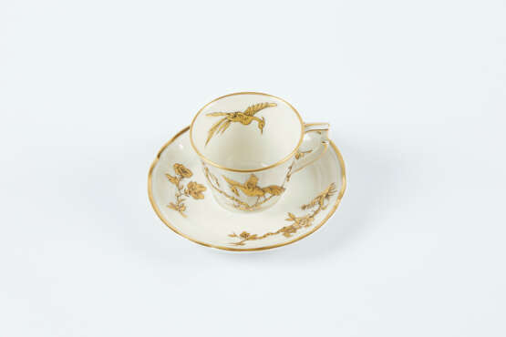 PARTIE DE SERVICE DE TABLE EN PORCELAINE DE LIMOGES (BERNARDAUD & CO) - photo 10