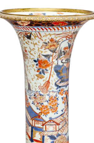 PAIRE DE VASES EN PORCELAINE IMARI - фото 4