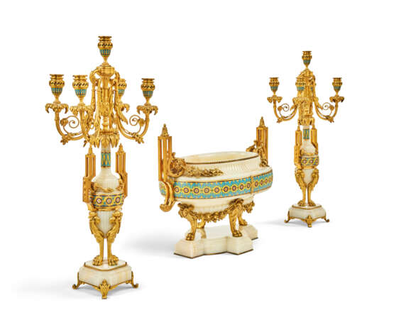 GARNITURE DE CHEMINÉE D'ÉPOQUE NAPOLÉON III - photo 4