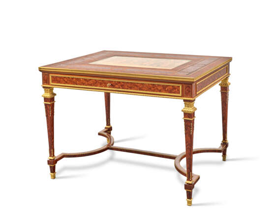 TABLE DE STYLE LOUIS XVI - photo 1