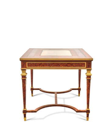 TABLE DE STYLE LOUIS XVI - photo 3