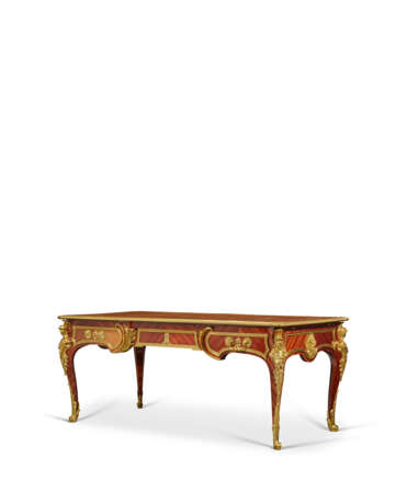 BUREAU PLAT DE STYLE LOUIS XV - фото 3