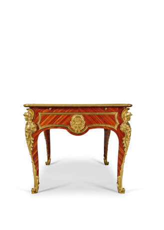 BUREAU PLAT DE STYLE LOUIS XV - photo 5