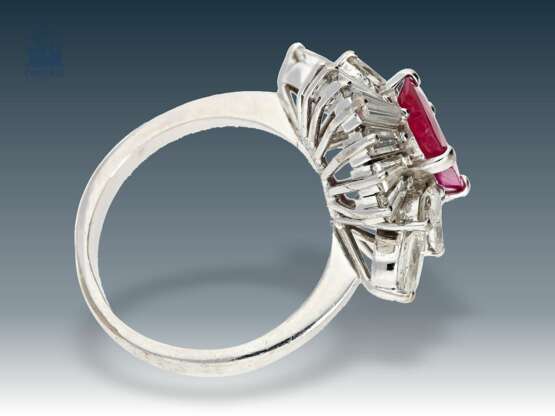 Ringe: amerikanischer, äußerst dekorativer und hochwertiger Diamant/Rubin-Goldschmiedering - фото 2