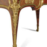 BUREAU PLAT DE STYLE LOUIS XV - photo 13