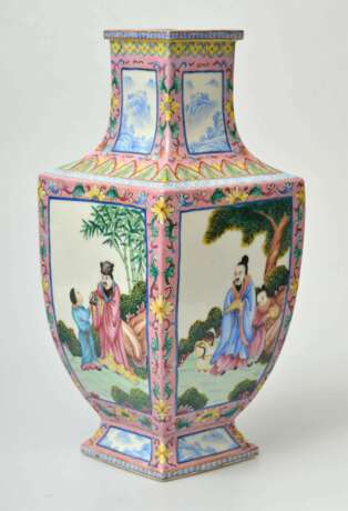 Vase en porcelaine peinte chinoise Porcelaine 18th century - photo 2