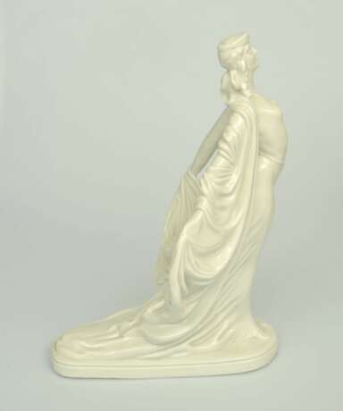 Figurine en porcelaine &laquo; Princesse g&eacute;orgienne Tamara &raquo; Porcelaine Mid-20th century - photo 5