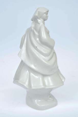 Figurine en porcelaine &laquo; Folkdancer &raquo; Porcelaine Mid-20th century - photo 3