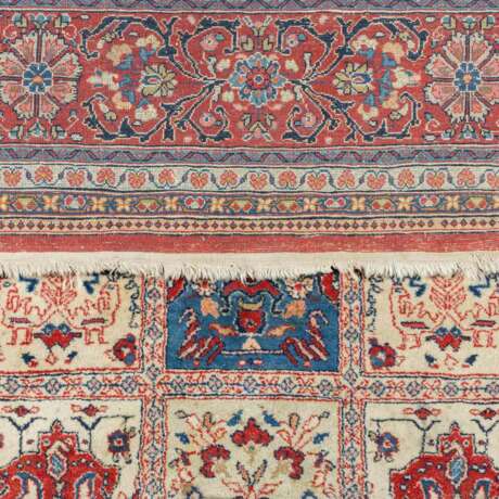 Orientteppich, 20. Jahrhundert, ca. 363x272 cm. - photo 3