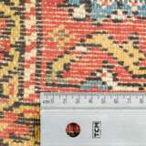 Orientteppich. MALAYER/IRAN, 20. Jahrhundert, ca. 206x110 cm. - Foto 4