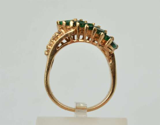 Bague en or avec &eacute;meraudes et diamants Or Other style At the turn of 19th -20th century - photo 4